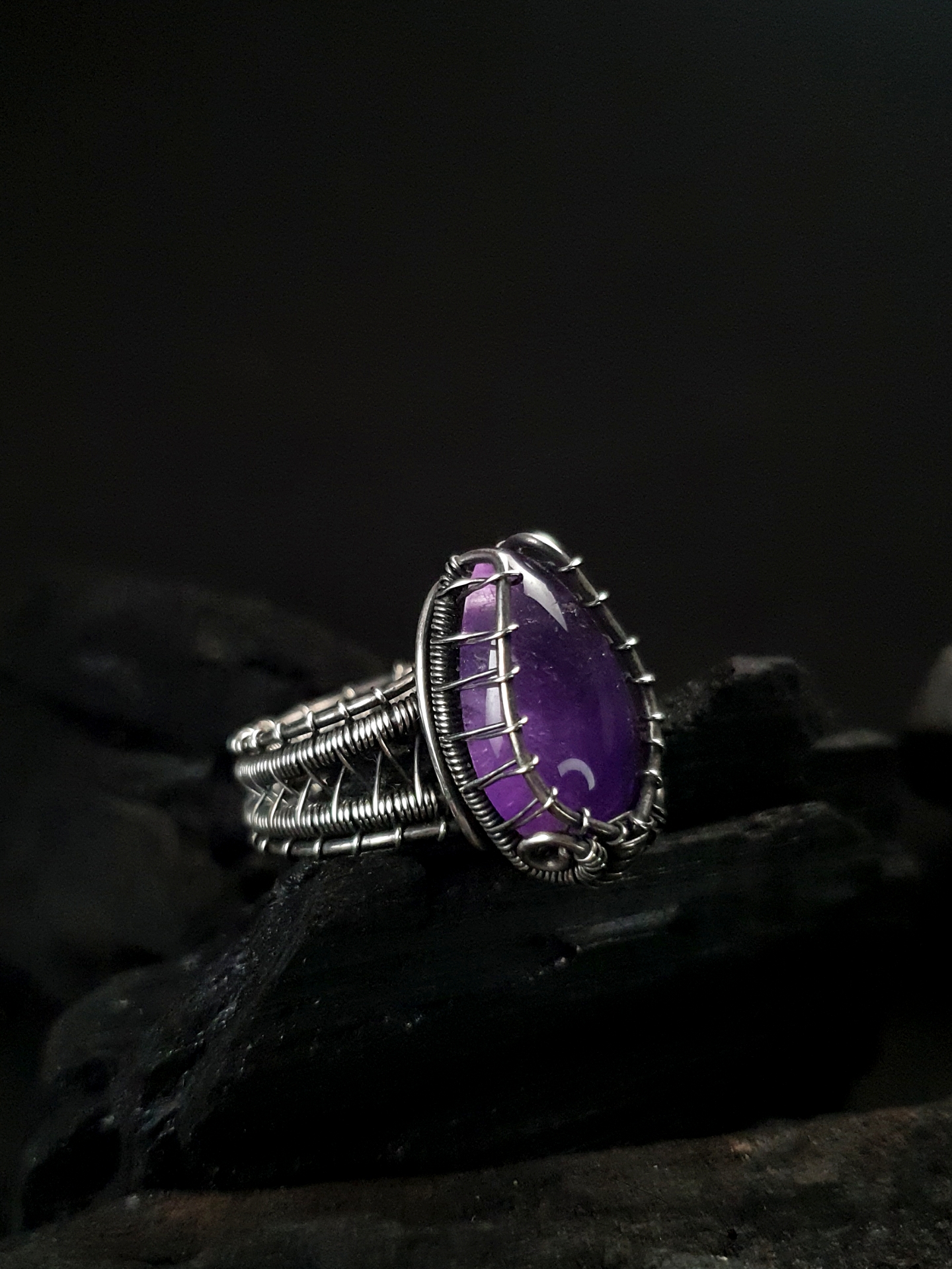 Amethyst teardrop & Silver Ring