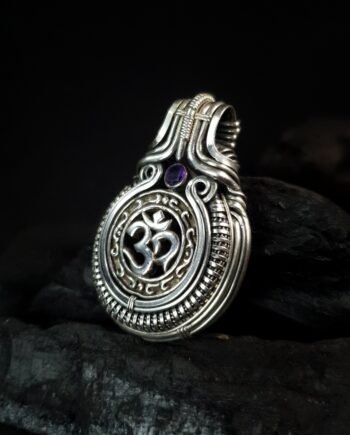 Om - Amethyst & Silver pendant
